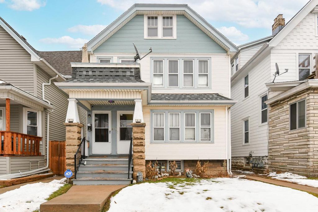 1816 S 59th STREET, West Allis, WI 53214