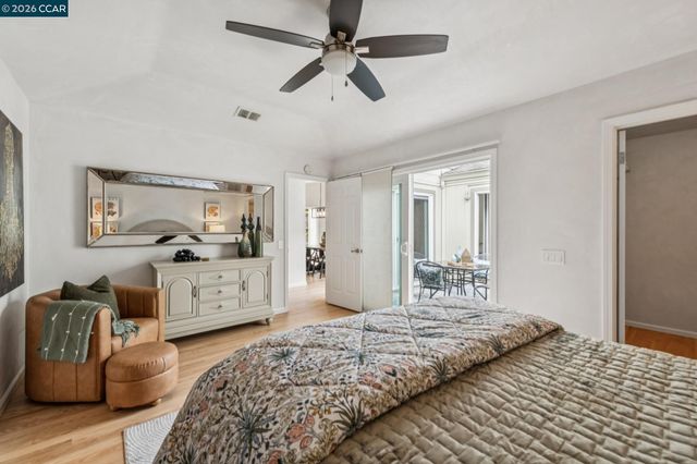 137 Brighton Rd, Alameda, CA 94502