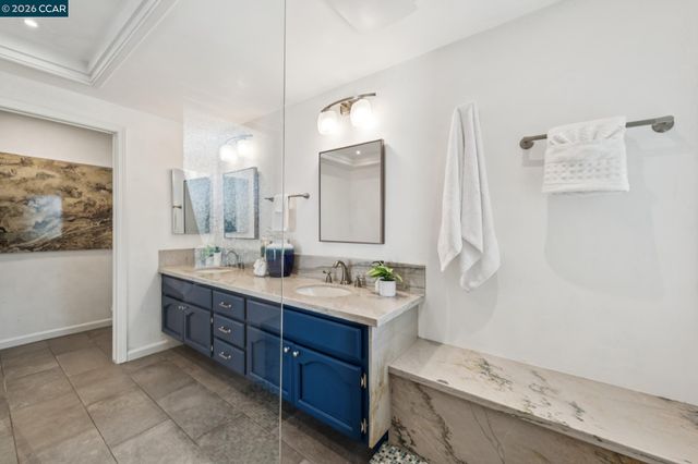137 Brighton Rd, Alameda, CA 94502