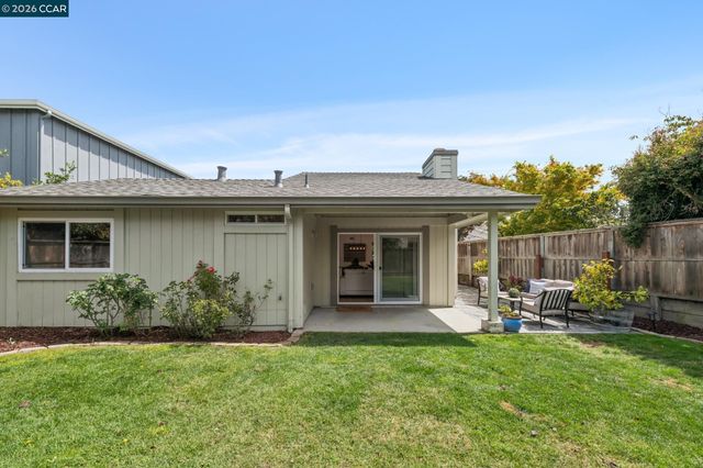 137 Brighton Rd, Alameda, CA 94502