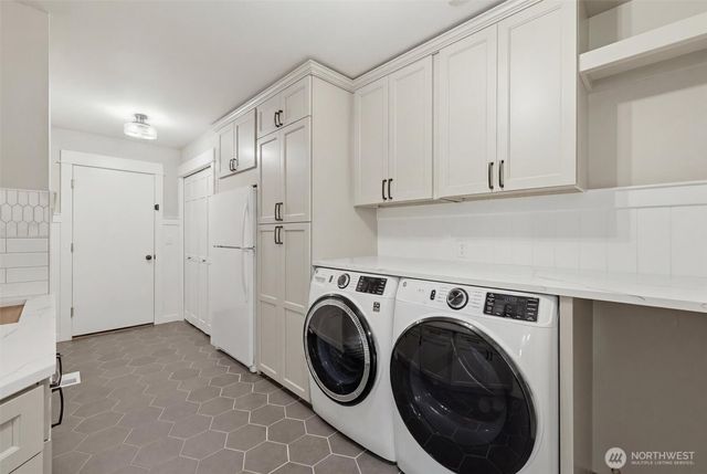 20919 SE 213th Street, Maple Valley, WA 98038