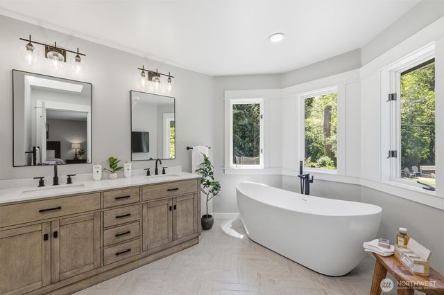 20919 SE 213th Street, Maple Valley, WA 98038