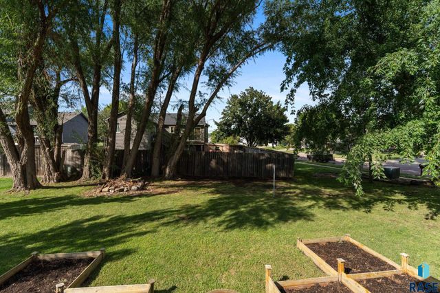 7600 W Regina St Street, Sioux Falls, SD 57106