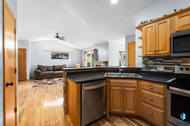 7600 W Regina St Street, Sioux Falls, SD 57106