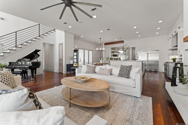 7415 Farm Row Ave, Baton Rouge, LA 70810