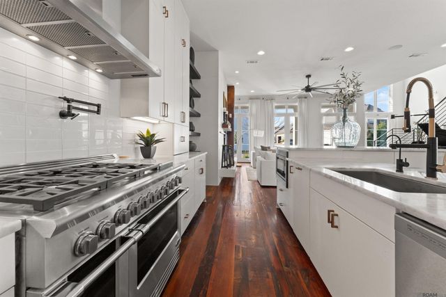 7415 Farm Row Ave, Baton Rouge, LA 70810