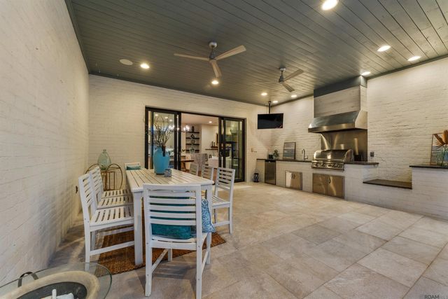 7415 Farm Row Ave, Baton Rouge, LA 70810