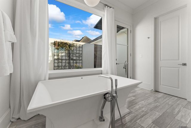 7415 Farm Row Ave, Baton Rouge, LA 70810