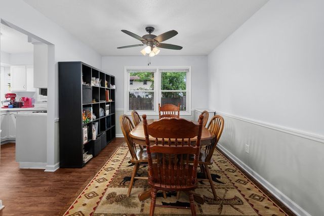 816 W 57th Street, Davenport, IA 52806