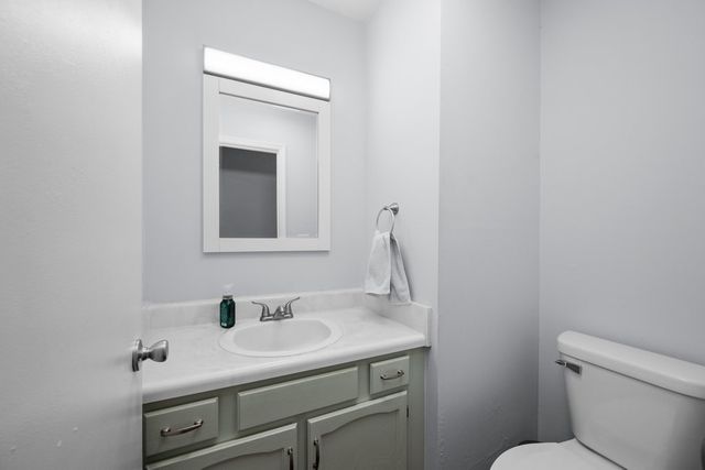 816 W 57th Street, Davenport, IA 52806