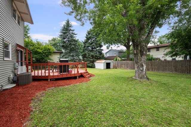 816 W 57th Street, Davenport, IA 52806