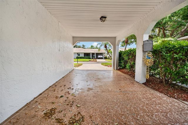 1203 HADDINGTON CIRCLE 0, Sun City Center, FL 33573