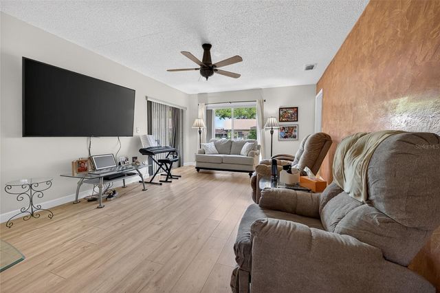 1203 HADDINGTON CIRCLE 0, Sun City Center, FL 33573