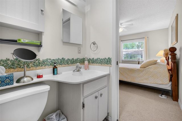 1203 HADDINGTON CIRCLE 0, Sun City Center, FL 33573