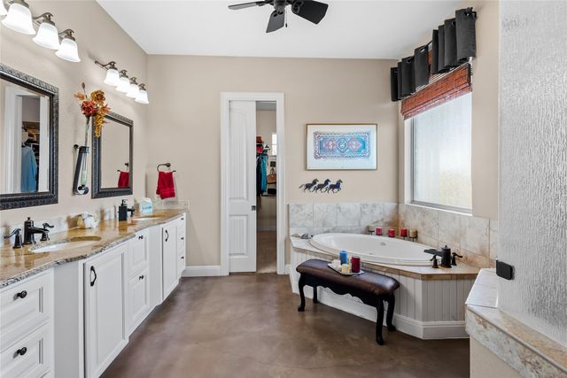 12509 Aquaplex DR, Buda, TX 78610