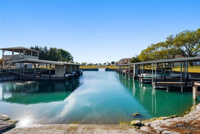 12509 Aquaplex DR, Buda, TX 78610