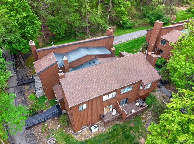 43 Redwood Drive, Highland Mills, NY 10930