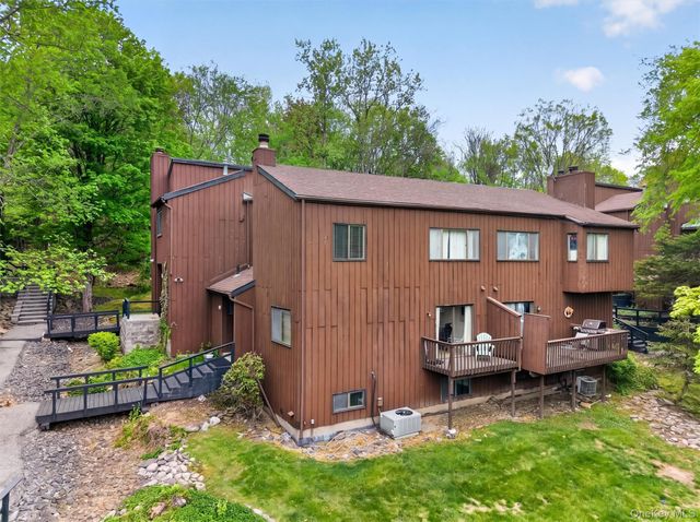 43 Redwood Drive, Highland Mills, NY 10930