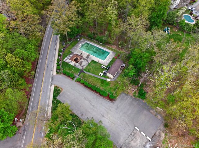43 Redwood Drive, Highland Mills, NY 10930