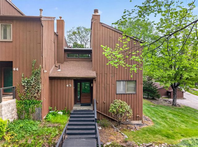 43 Redwood Drive, Highland Mills, NY 10930