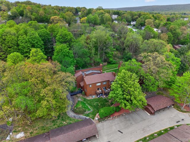 43 Redwood Drive, Highland Mills, NY 10930