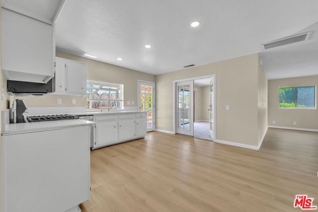 14924 Sunnydale Drive, Lake Hughes, CA 93532