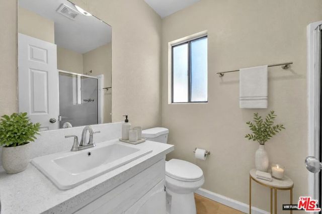14924 Sunnydale Drive, Lake Hughes, CA 93532