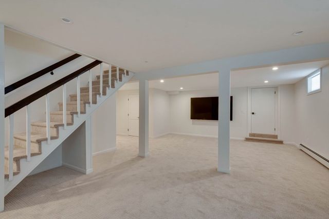 28 Lyme Road, Newton, MA 02465