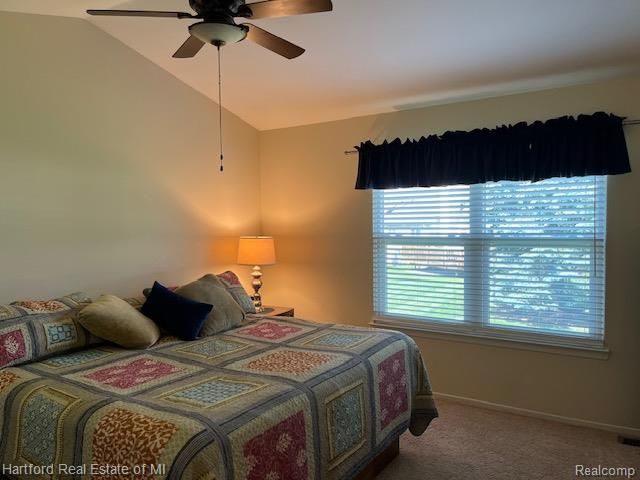386 N Oak Drive, Commerce Charter Township, MI 48390