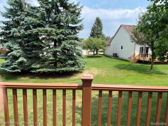 386 N Oak Drive, Commerce Charter Township, MI 48390