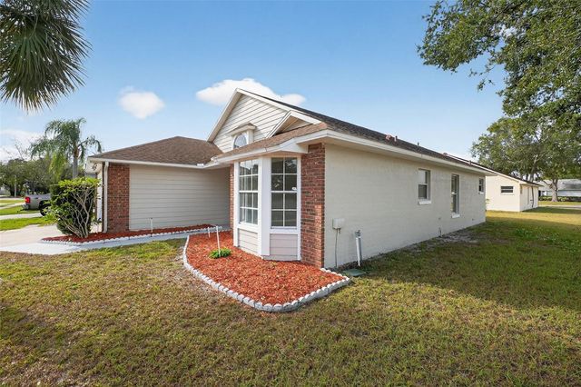 233 S ABERDEEN CIRCLE, Sanford, FL 32773