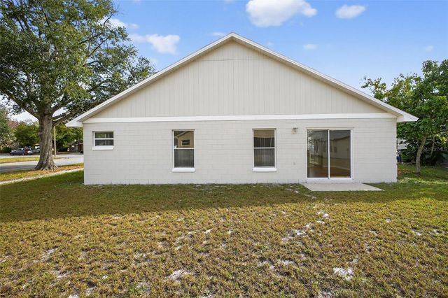 233 S ABERDEEN CIRCLE, Sanford, FL 32773