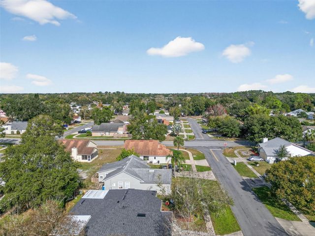 233 S ABERDEEN CIRCLE, Sanford, FL 32773