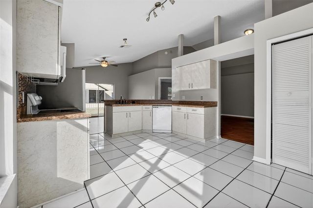 233 S ABERDEEN CIRCLE, Sanford, FL 32773