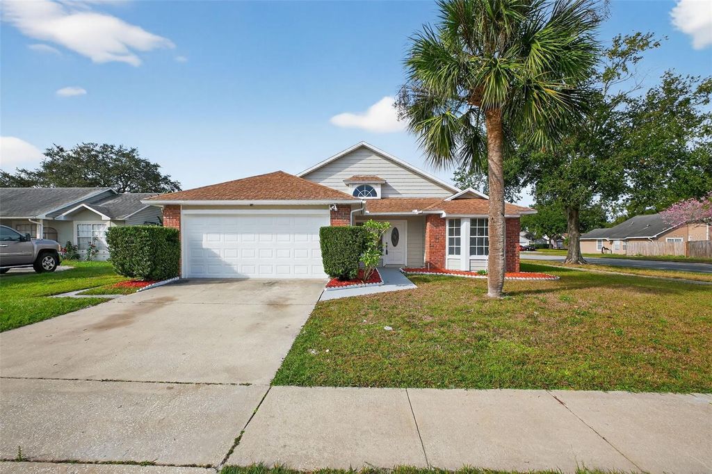 233 S ABERDEEN CIRCLE, Sanford, FL 32773