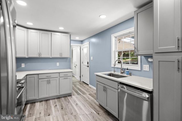 18 HOOD DR, Bridgeton, NJ 08302
