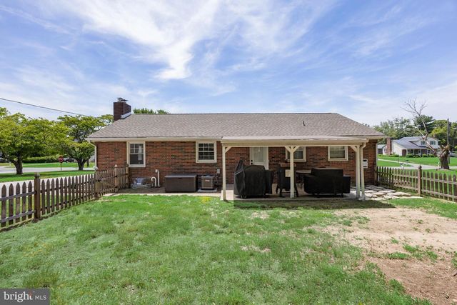 18 HOOD DR, Bridgeton, NJ 08302
