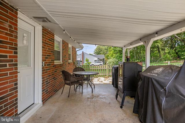 18 HOOD DR, Bridgeton, NJ 08302