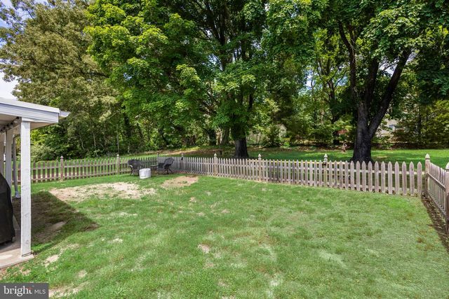 18 HOOD DR, Bridgeton, NJ 08302