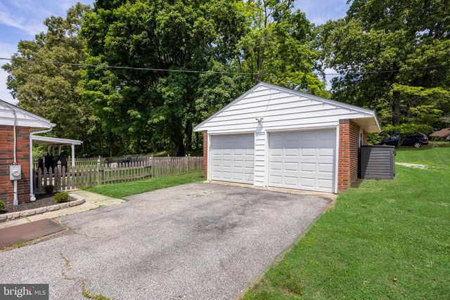18 HOOD DR, Bridgeton, NJ 08302