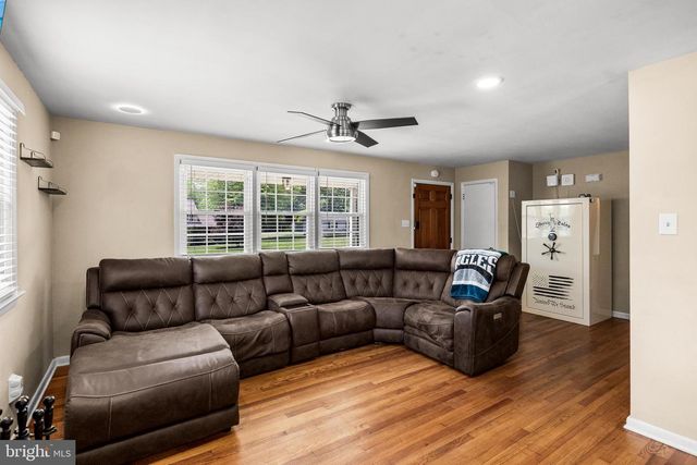 18 HOOD DR, Bridgeton, NJ 08302