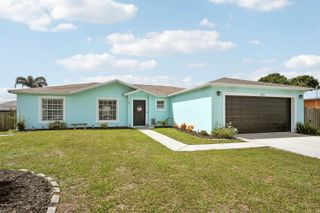 572 SW Bacon Terrace, Port St. Lucie, Port St Lucie, FL 34953