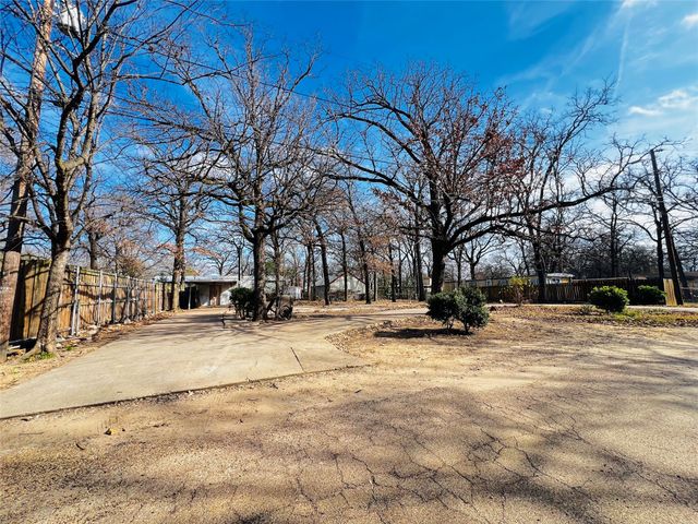 168 Skylark Drive, Mabank, TX 75156
