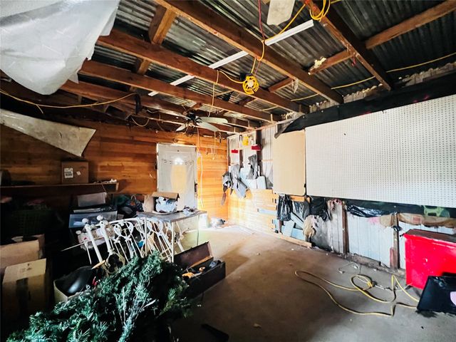 168 Skylark Drive, Mabank, TX 75156