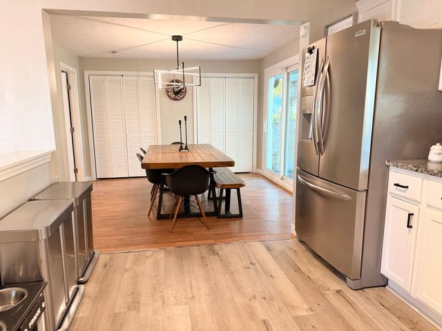124 Sharon St, Brockton, MA 02302