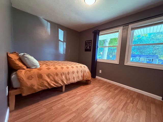 124 Sharon St, Brockton, MA 02302