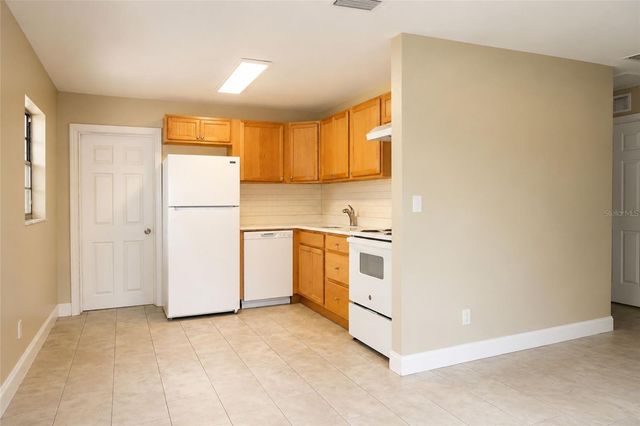 9412 N ELMER STREET, Tampa, FL 33612