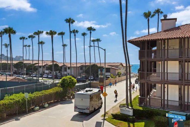 2110 Avenida De La Playa C, La Jolla, CA 92037