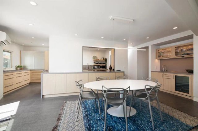 2110 Avenida De La Playa C, La Jolla, CA 92037
