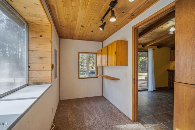 52975 Plainview Lane, La Pine, OR 97739